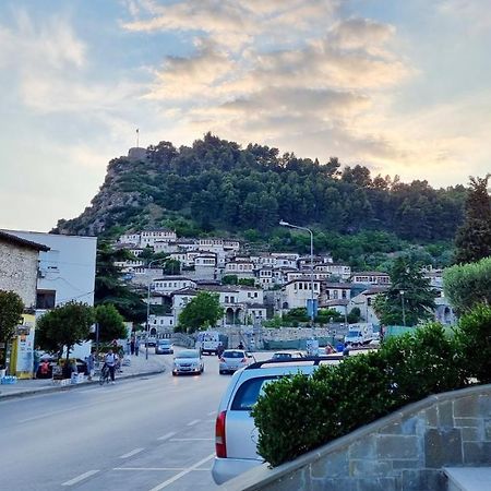 Downtown Apartment Berat Dış mekan fotoğraf