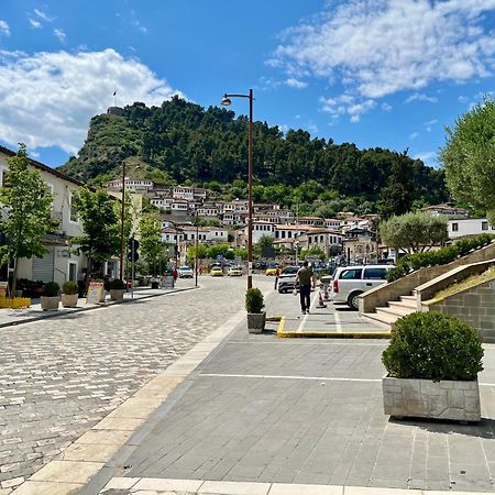 Downtown Apartment Berat Dış mekan fotoğraf