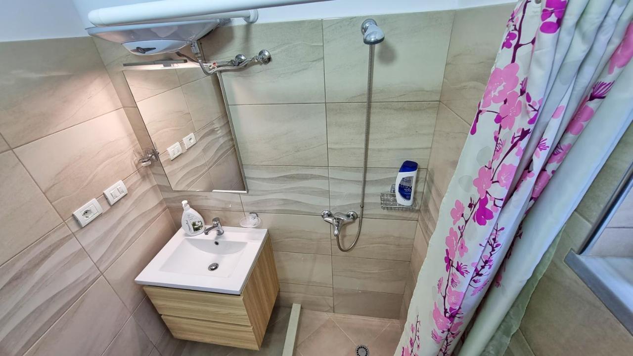 Downtown Apartment Berat Dış mekan fotoğraf
