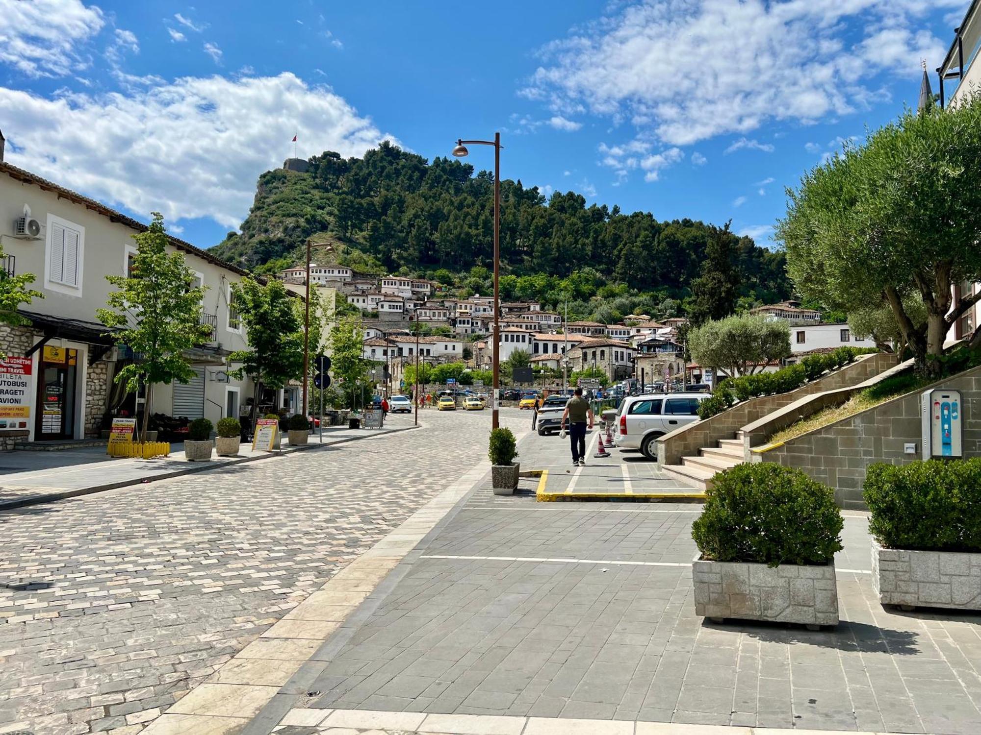 Downtown Apartment Berat Dış mekan fotoğraf