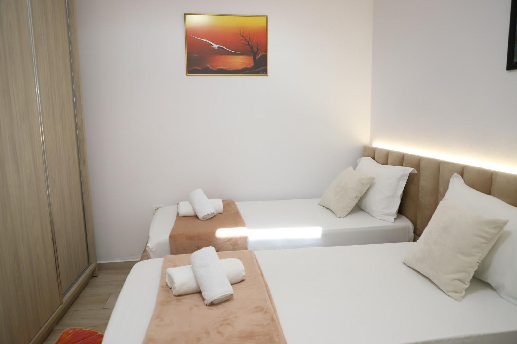 Downtown Apartment Berat Dış mekan fotoğraf
