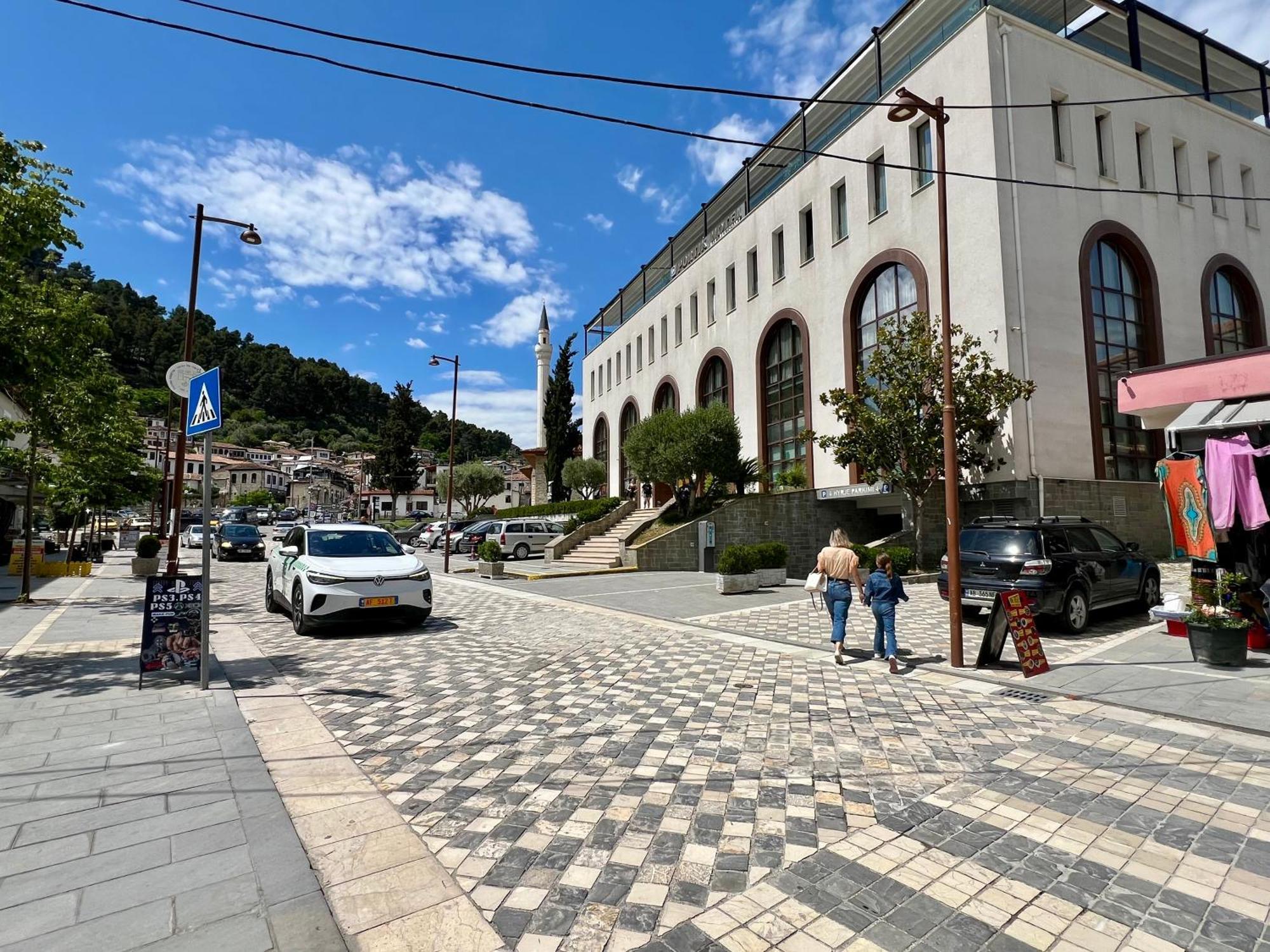 Downtown Apartment Berat Dış mekan fotoğraf
